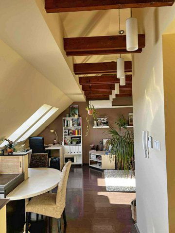 Eladó téglalakás, Pécsett 50.5 M Ft, 1+1 szobás