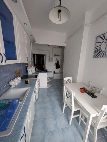 Eladó téglalakás, Székesfehérvárott 60 M Ft, 3 szobás