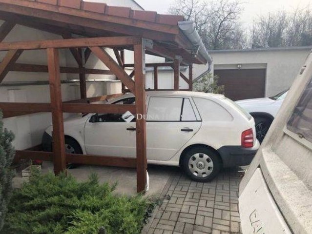 Eladó családi ház, Budapesten, XVIII. kerületben 170 M Ft