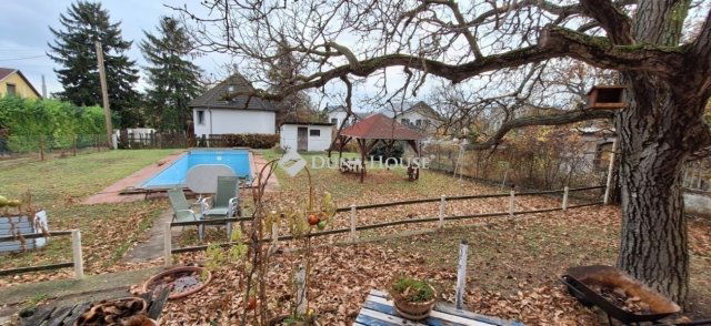 Eladó családi ház, Budaörsön 180 M Ft, 5 szobás