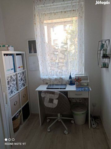 Kiadó téglalakás, albérlet, X. kerületben, Csilla utcában