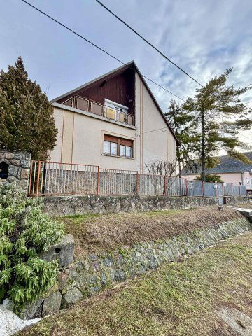 Eladó családi ház, Geresdlakon 44.9 M Ft, 4+1 szobás