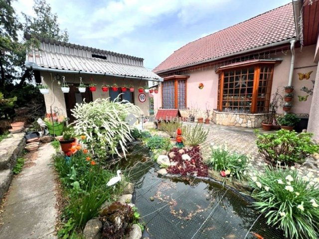 Eladó családi ház, Budapesten, XXIII. kerületben 260 M Ft