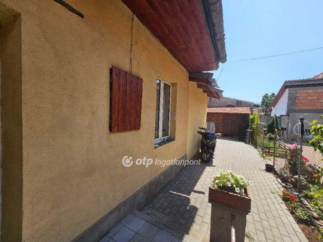 Eladó családi ház, Budapesten, XX. kerületben 71.5 M Ft