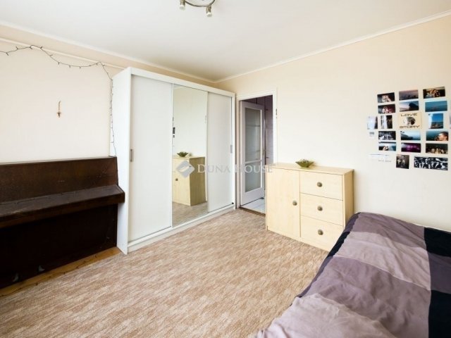 Eladó téglalakás, Budapesten, XVIII. kerületben 67 M Ft