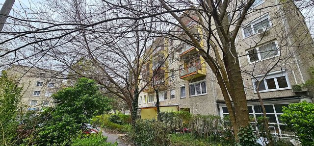 Eladó panellakás, Budapesten, III. kerületben 84.9 M Ft, 3 szobás