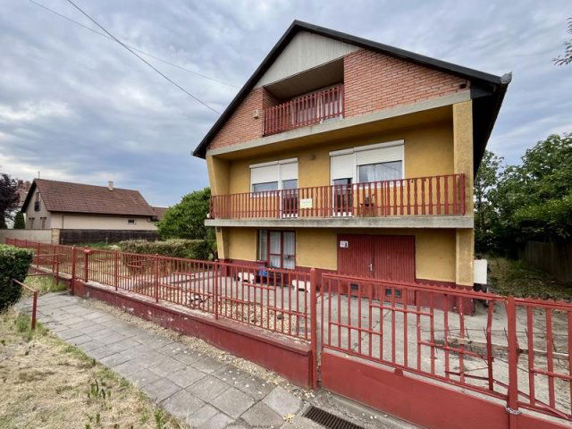 Eladó családi ház, Nagykátán 55 M Ft, 3 szobás
