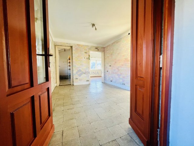 Eladó családi ház, Kondorfán 24.9 M Ft, 3 szobás