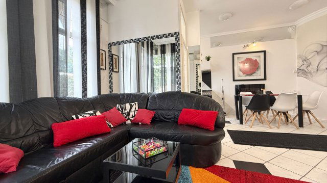 Kiadó téglalakás, albérlet, Debrecenben 350 E Ft / hó, 5 szobás