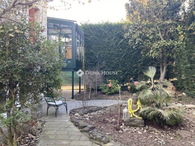 Eladó családi ház, Budapesten, XVI. kerületben 249 M Ft