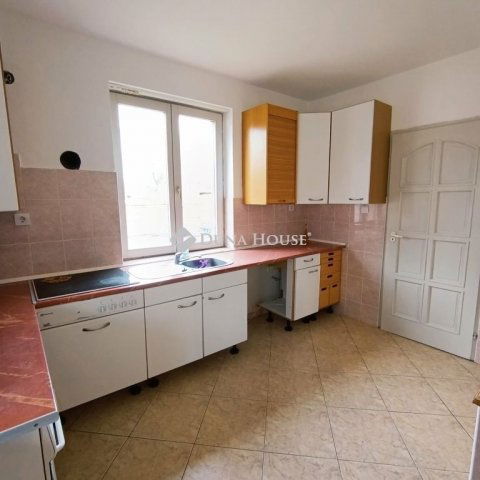 Eladó családi ház, Sándorfalván 110 M Ft, 4 szobás