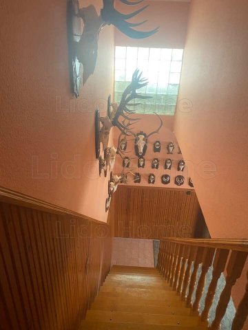 Eladó családi ház, Eszteregnyén 62.9 M Ft, 6 szobás