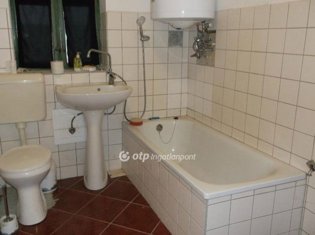 Eladó családi ház, Gyöngyöstarjánon 14 M Ft, 2+1 szobás