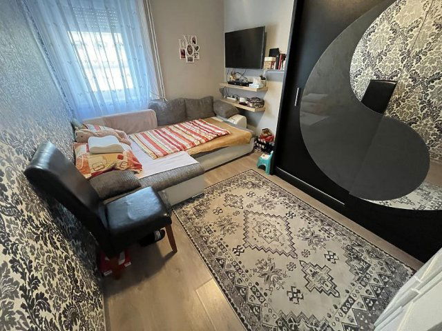 Eladó téglalakás, Budapesten, VII. kerületben, Garay utcában