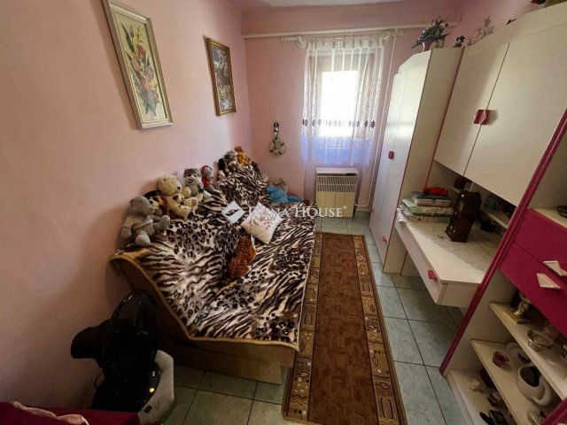 Eladó családi ház, Tiszaalpáron 44.9 M Ft, 4 szobás