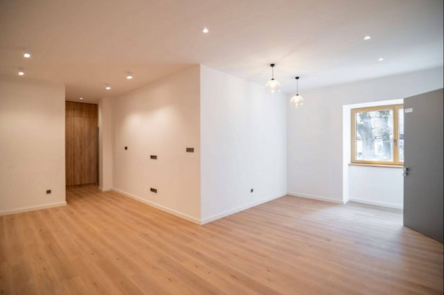 Eladó téglalakás, Siófokon 67.17 M Ft, 1 szobás