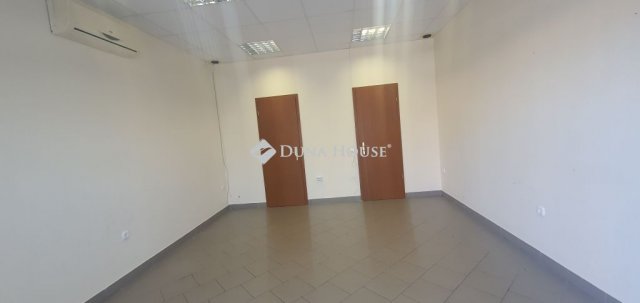 Eladó üzlethelyiség, Dunaharasztin 39.9 M Ft