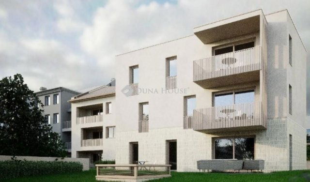 Eladó téglalakás, Debrecenben 80 M Ft, 2 szobás