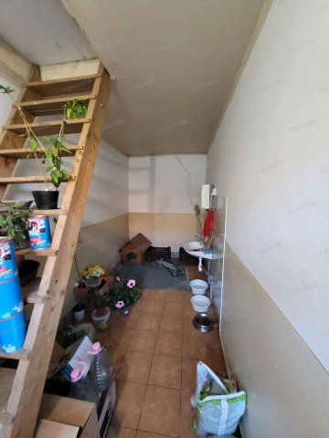 Eladó üzlethelyiség, Mátészalkán 30 M Ft