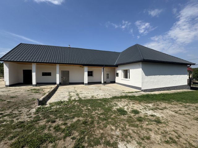 Eladó családi ház, Vácszentlászlón 55 M Ft, 2+1 szobás
