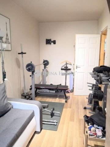 Eladó panellakás, Budapesten, XV. kerületben 69.9 M Ft