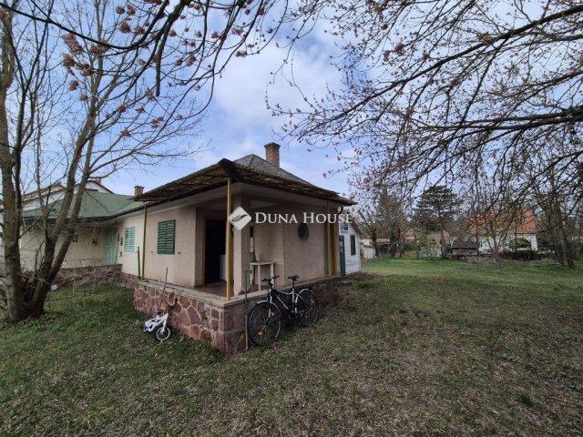 Eladó ikerház, Zamárdiban 99 M Ft, 1 szobás