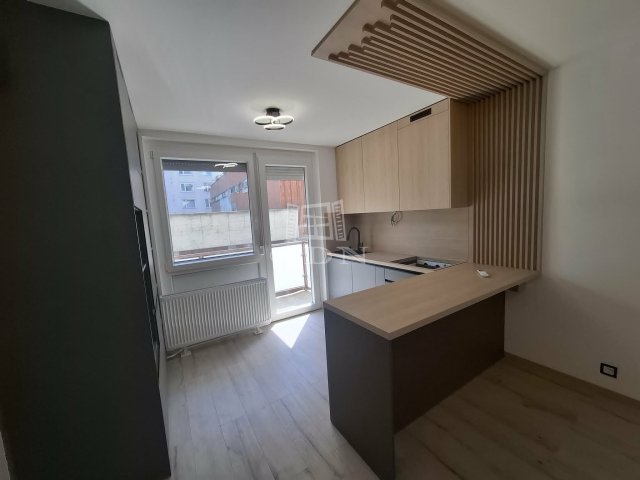 Eladó panellakás, Miskolcon 36.5 M Ft, 1+1 szobás