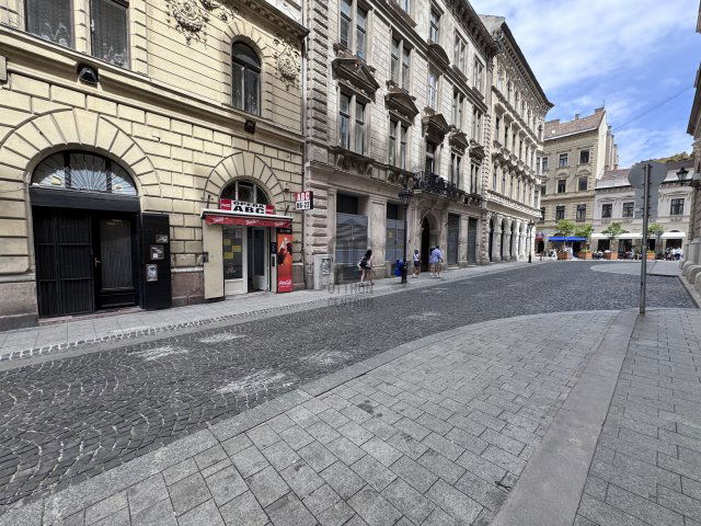 Kiadó ipari ingatlan, Budapesten, VI. kerületben 599 E Ft / hó