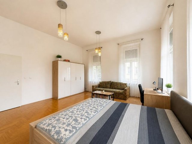 Eladó téglalakás, Budapesten, IX. kerületben, Márton utcában