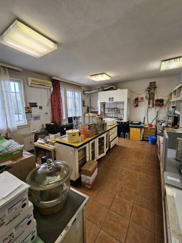 Eladó ipari ingatlan, Budapesten, IV. kerületben 120.4 M Ft