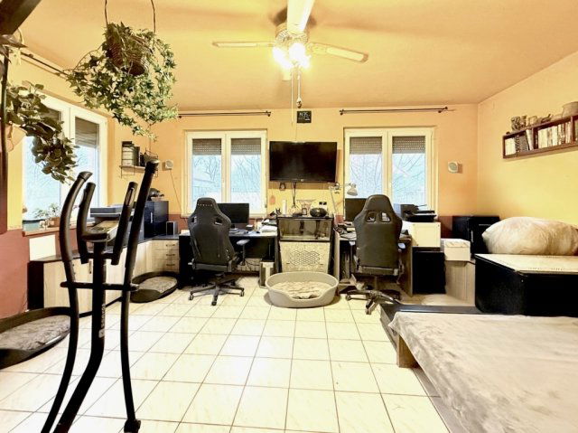 Eladó családi ház, Pándon 31.5 M Ft, 2+2 szobás