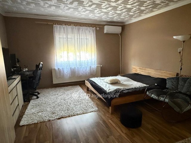 Eladó családi ház, Hegyszentmártonban 38.9 M Ft, 3 szobás