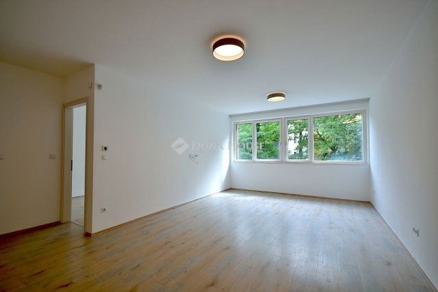 Eladó téglalakás, Budapesten, XII. kerületben 134.9 M Ft