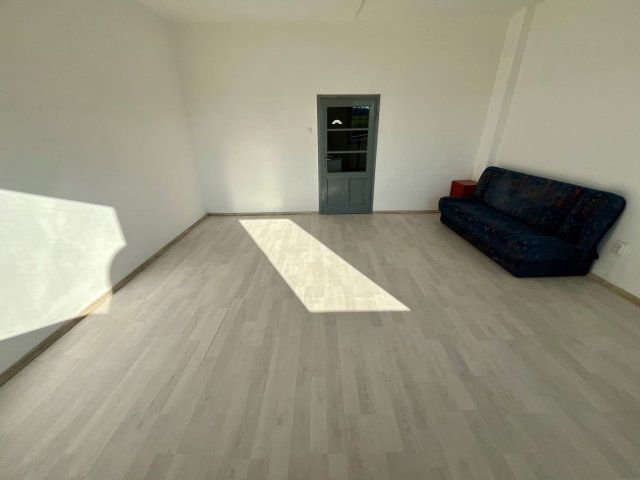 Eladó családi ház, Pusztavámon 21.9 M Ft, 1 szobás