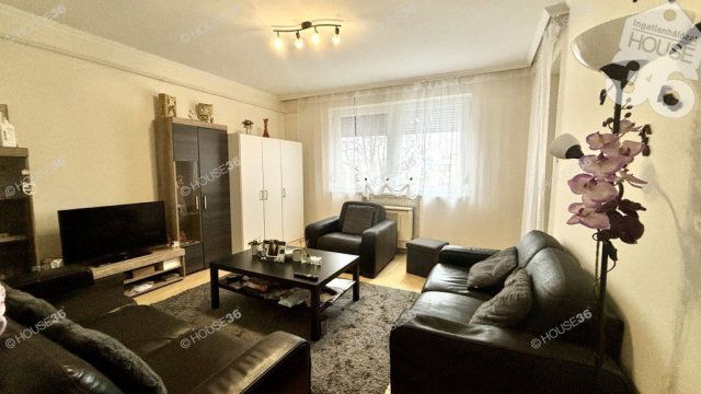 Eladó téglalakás, Kiskunfélegyházán 35.9 M Ft, 3 szobás