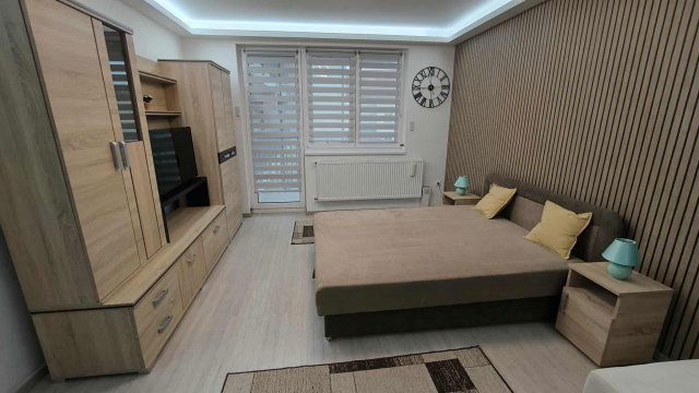 Kiadó téglalakás, albérlet, Debrecenben, Hatvan utcában