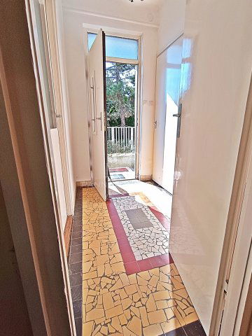 Eladó családi ház, Balatonkenesén 80 M Ft, 5 szobás