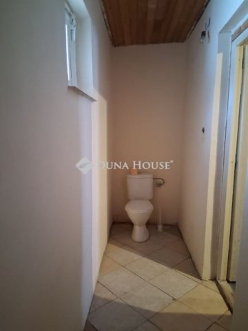 Eladó családi ház, Tabon 26 M Ft, 3 szobás