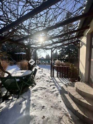 Eladó családi ház, Szentendrén 102.9 M Ft, 4 szobás