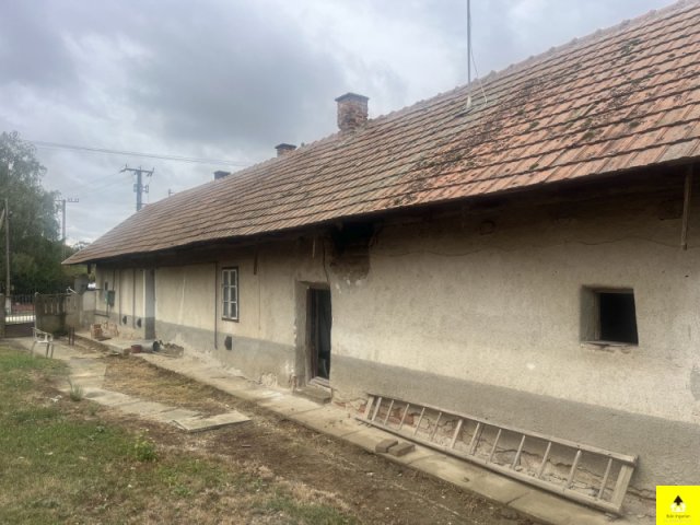 Eladó családi ház, Vasegerszegen 9.9 M Ft, 2 szobás