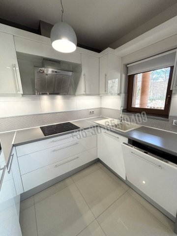 Eladó téglalakás, Vácrátóton 87.9 M Ft, 3 szobás