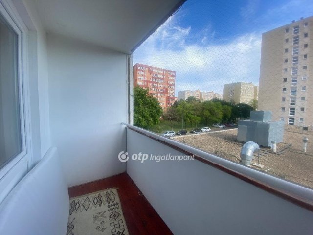 Eladó panellakás, Budapesten, XIV. kerületben 67.9 M Ft, 2 szobás