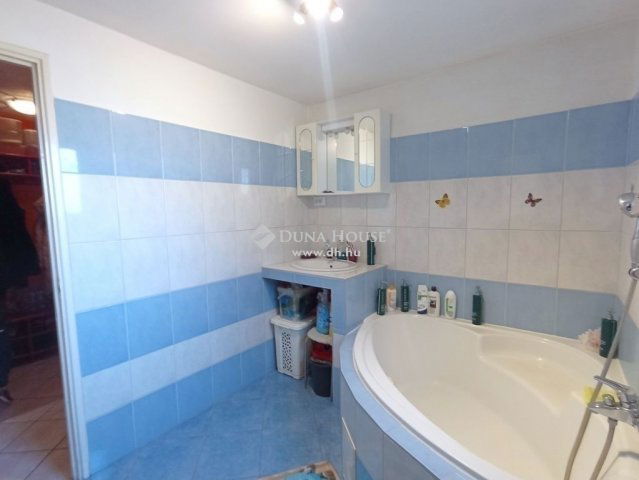 Eladó téglalakás, Budapesten, IX. kerületben 85.7 M Ft, 2 szobás