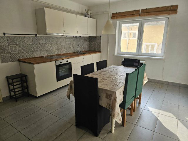 Eladó téglalakás, Pécsett 67.9 M Ft, 2 szobás