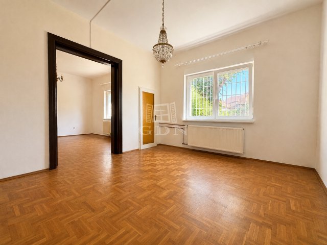 Eladó családi ház, Budapesten, III. kerületben 134 M Ft