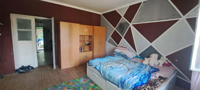 Eladó családi ház, Lábatlanon 44.999 M Ft, 3 szobás