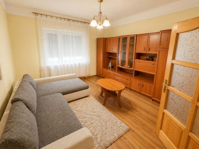 Eladó családi ház, Hódmezővásárhelyen 113.9 M Ft, 4+1 szobás