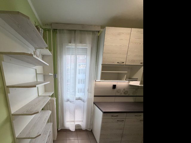 Eladó panellakás, Pécsett 49.9 M Ft, 3 szobás