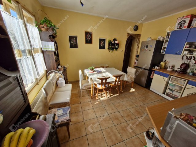 Eladó családi ház, Fityeházon 27.9 M Ft, 4 szobás