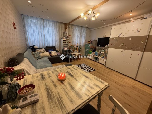 Eladó téglalakás, Budapesten, VII. kerületben 121.9 M Ft